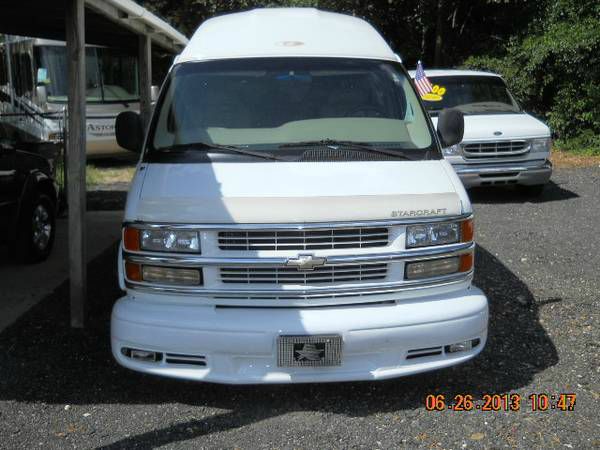 Chevrolet G1500 1998 photo 1