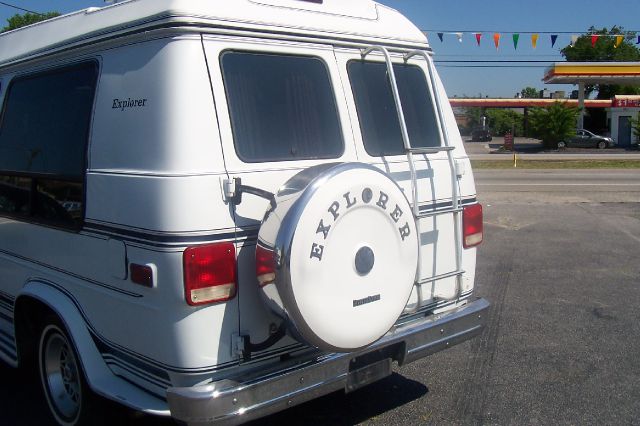 Chevrolet G20 1992 photo 4