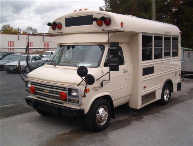 Chevrolet G30 1992 photo 1