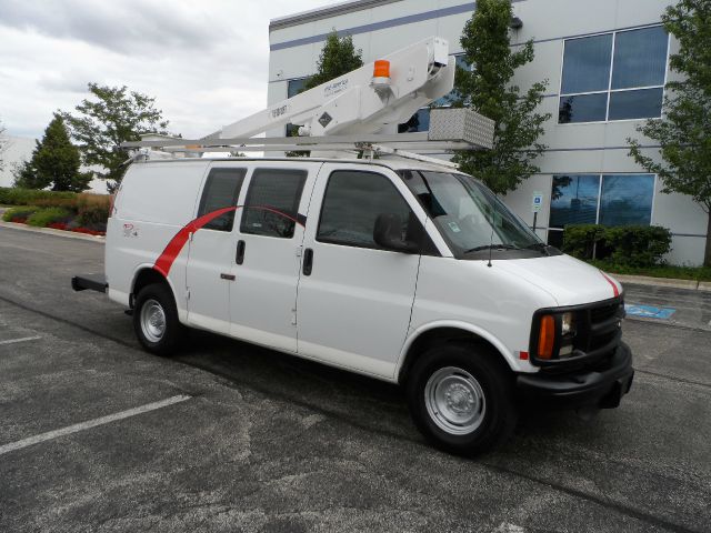 Chevrolet G3500 1997 photo 2