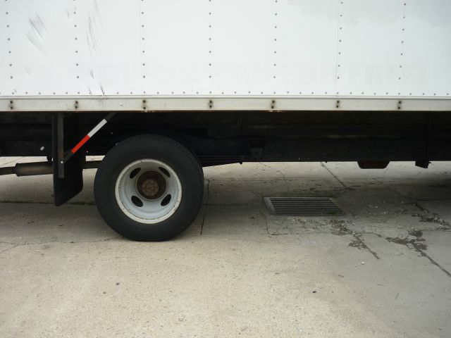 Chevrolet G3500 1998 photo 3