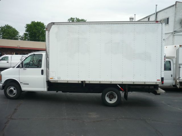 Chevrolet G3500 1998 photo 1