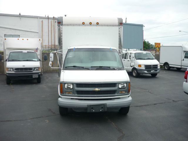Chevrolet G3500 1998 photo 5