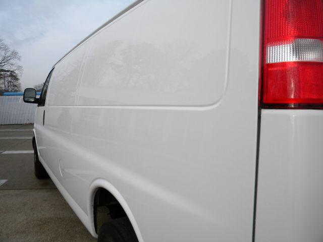 Chevrolet G3500 2008 photo 5