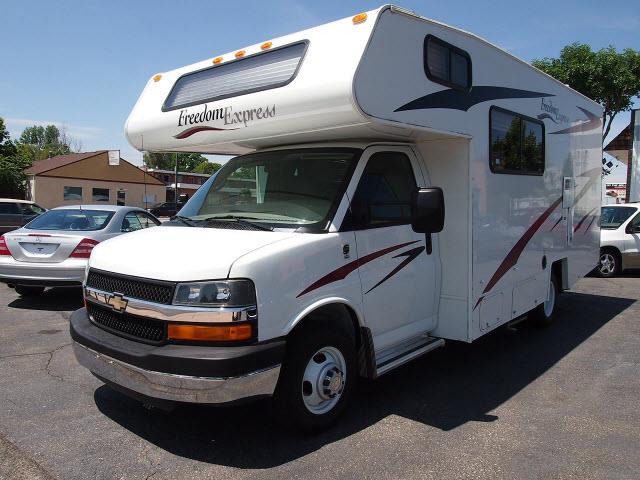 Chevrolet G3500 2008 photo 4