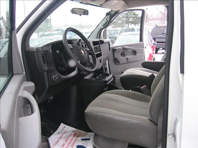 Chevrolet G3500 2008 photo 4