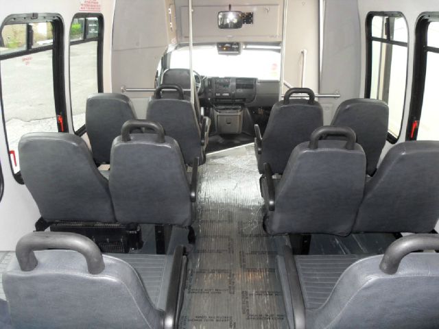 Chevrolet G3500 Express Wheelchair Shuttle Bus 2007 photo 19