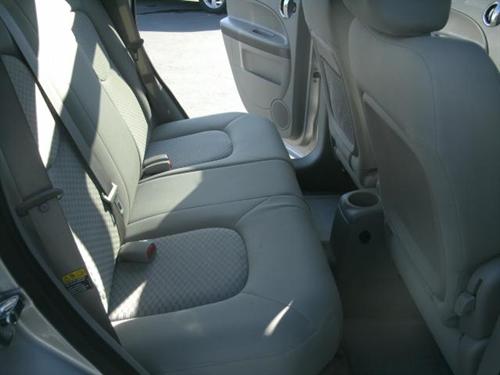 Chevrolet HHR 2006 photo 2