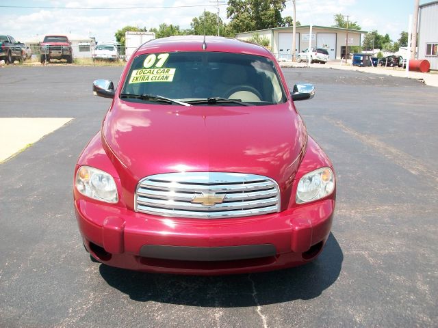 Chevrolet HHR 4dr Sdn I4 CVT 2.5 Sedan SUV