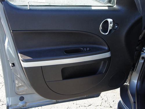 Chevrolet HHR 2007 photo 2