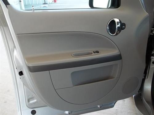 Chevrolet HHR 2008 photo 2