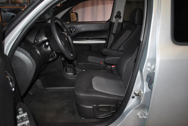 Chevrolet HHR 2009 photo 3