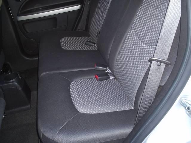 Chevrolet HHR 2009 photo 2