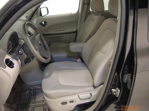 Chevrolet HHR 2010 photo 1