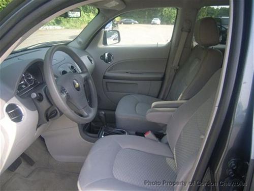 Chevrolet HHR 2010 photo 1