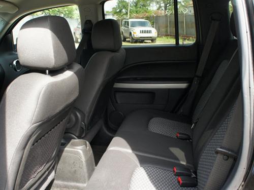 Chevrolet HHR 2010 photo 5
