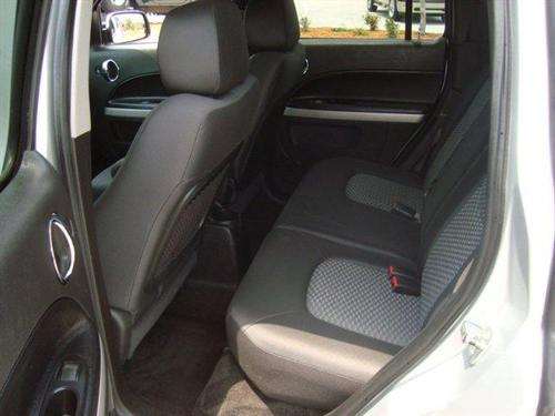 Chevrolet HHR 2010 photo 2