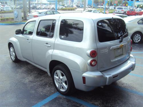 Chevrolet HHR 2010 photo 2