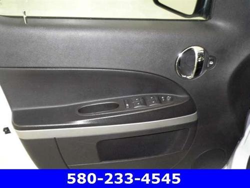 Chevrolet HHR 2010 photo 3