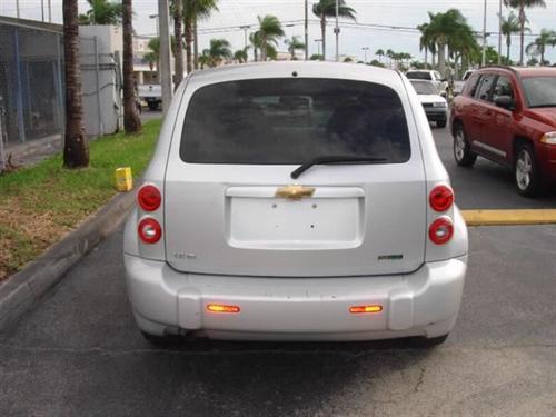 Chevrolet HHR 2010 photo 2