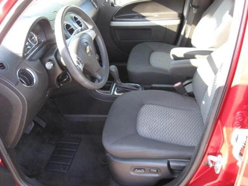 Chevrolet HHR 2010 photo 2