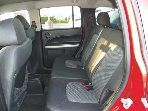 Chevrolet HHR 2010 photo 3
