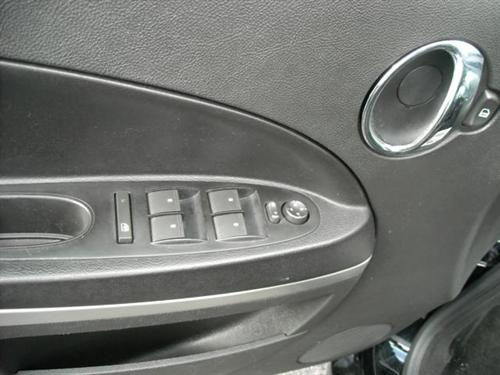 Chevrolet HHR 2010 photo 1