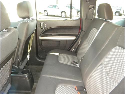 Chevrolet HHR 4dr Sdn I4 CVT 2.5 Other