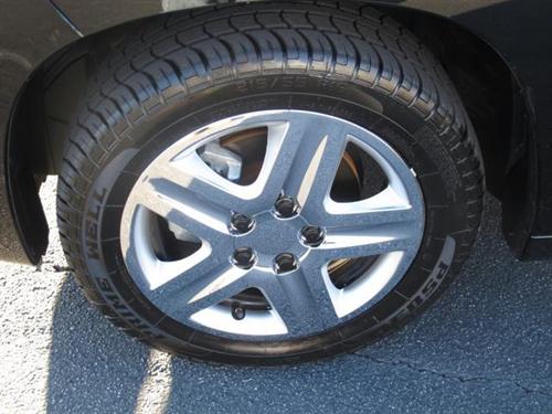 Chevrolet HHR 2010 photo 2