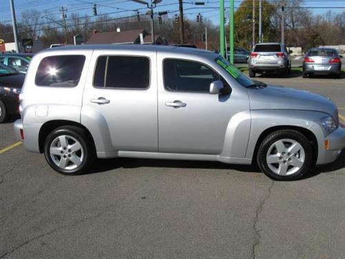 Chevrolet HHR 2010 photo 2