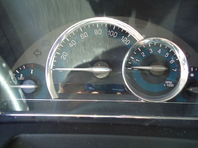 Chevrolet HHR 2 Dr STD Hatchback SUV