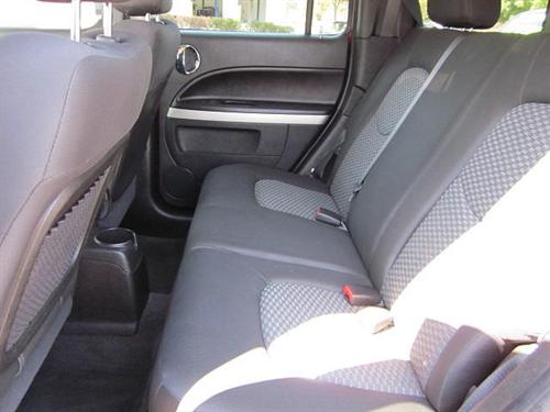 Chevrolet HHR 2010 photo 4