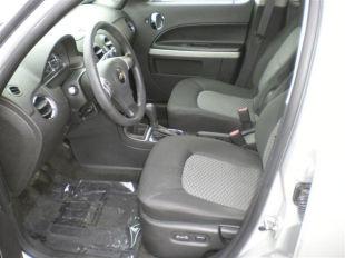 Chevrolet HHR 2010 photo 2