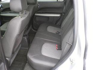 Chevrolet HHR 2010 photo 3