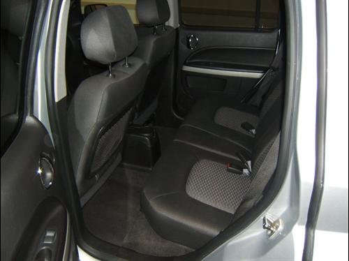 Chevrolet HHR 2010 photo 3