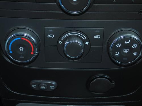 Chevrolet HHR 2010 photo 2