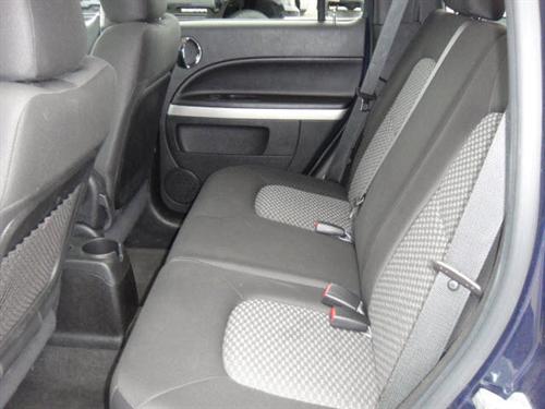 Chevrolet HHR 2010 photo 2