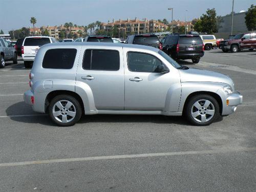 Chevrolet HHR 2010 photo 2