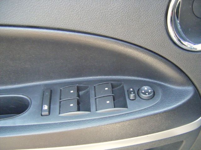 Chevrolet HHR 2010 photo 12