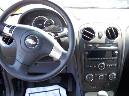 Chevrolet HHR 2010 photo 2
