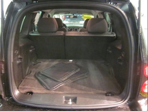 Chevrolet HHR 2010 photo 2