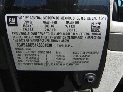 Chevrolet HHR 2010 photo 2