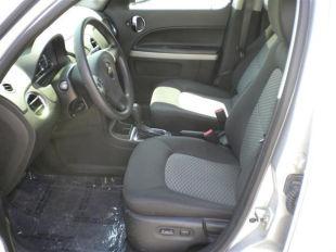 Chevrolet HHR 2010 photo 2