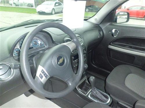 Chevrolet HHR 2010 photo 2
