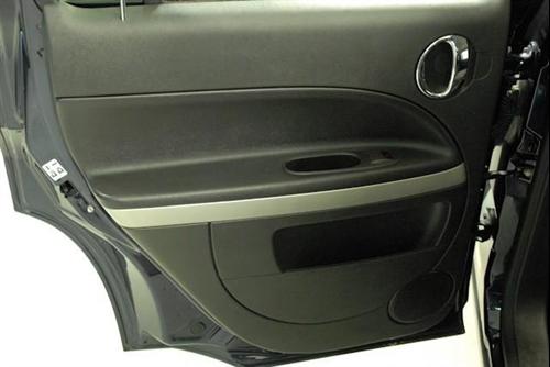 Chevrolet HHR 2010 photo 2