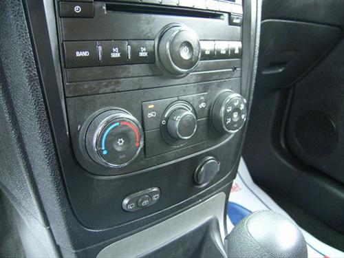 Chevrolet HHR 2010 photo 2