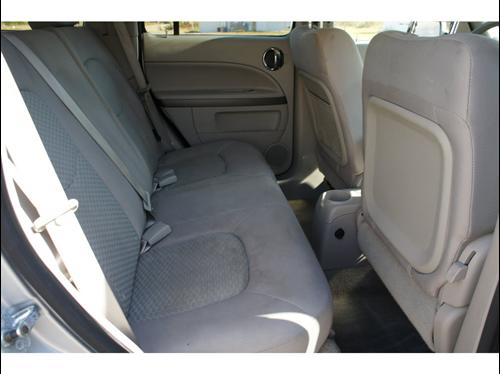 Chevrolet HHR 2010 photo 2