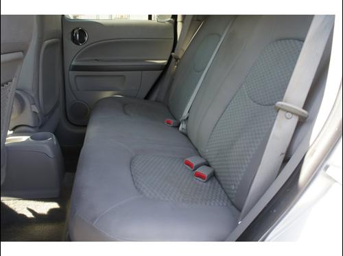 Chevrolet HHR 2010 photo 5