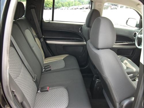 Chevrolet HHR 2010 photo 4