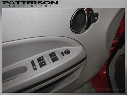 Chevrolet HHR 4dr Sdn I4 CVT 2.5 Other